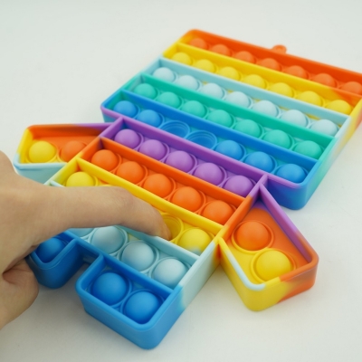 Jucarie senzoriala antistres Pop it Now and Flip it, 31 x 21 cm, model Robot multicolor