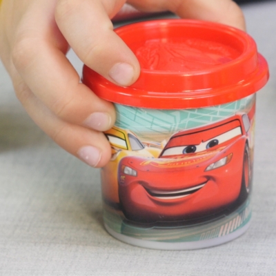 Set borcanase cu plastilina 114 gr Cars 6 buc/set As Toys