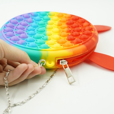 Geanta Pop it Now and Flip it, 17 cm, model Iepure multicolor