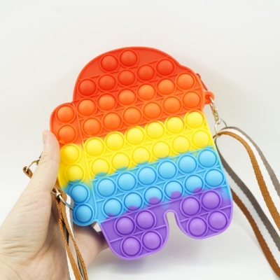 Geanta mica Pop it Now, 18 x 14 cm, model Among US multicolor