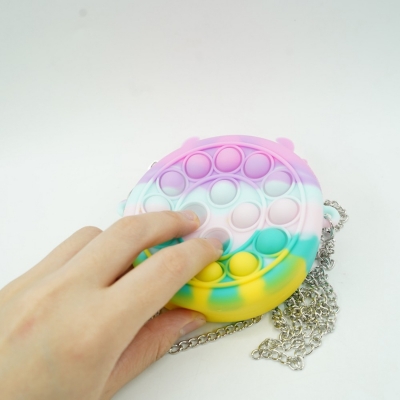 Mini geanta Pop it Now, 6 cm, model Ren macarons