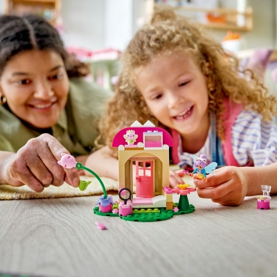 Casuta din gradina a Miau-Zanei 11212 LEGO Gabby s Dollhouse 