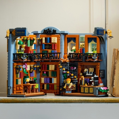 Librarie Sanctuarul cartilor 11379 LEGO Icons