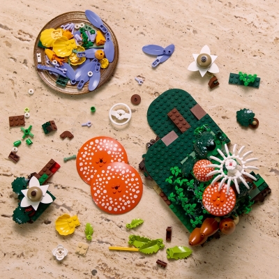 Ciuperci de padure 11505 LEGO Colectia Botanica