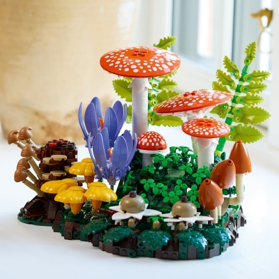 Ciuperci de padure 11505 LEGO Colectia Botanica