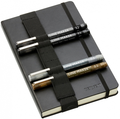 Set pentru schite, include caiet A5 cu inchidere elastica, 80 coli, 140g si 4 linere pe baza de apa, diverse culori Derwent Professional