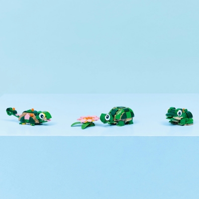 Broasca-testoasa cu o floare de nufa 31377 LEGO Creator