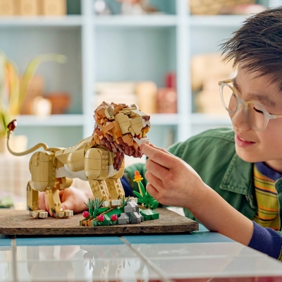 Animale salbatice: Leu maiestuos 31386 LEGO Creator
