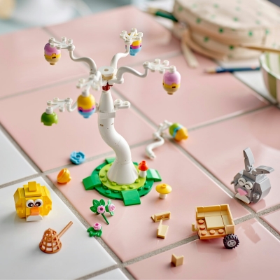 Iepuras si vanatoare de oua de Paste 40808 Seturi emblematice