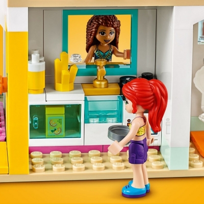 Casa de pe plaja 41428 LEGO Friends