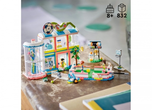 Centru sportiv 41744 LEGO Friends