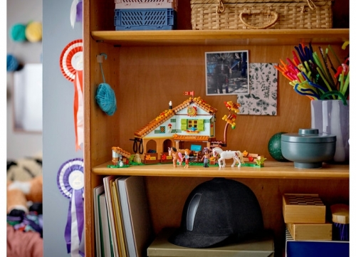 Grajdul pentru cai al lui Autumn 41745 LEGO Friends