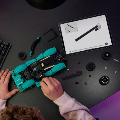 Aston Martin Valkyrie 42208 LEGO Technic