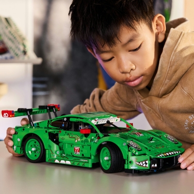 Masina Porsche 911 GT3 R REXY AO Racing 42224 LEGO Technic