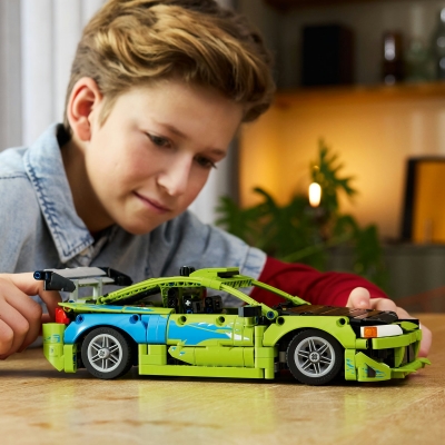 Masina Mitsubishi Eclipse din Fast and Furious 42229 LEGO Technic