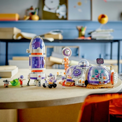 Baza spatiala si racheta pe Marte 42605 LEGO Friends