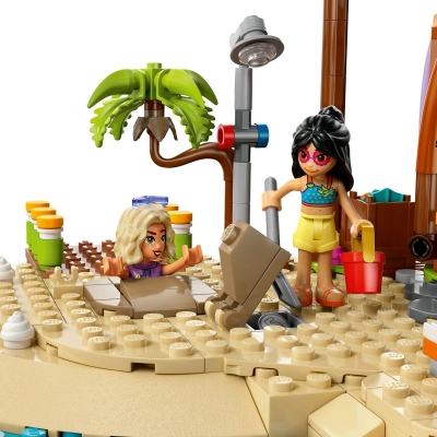 Statiune de pe litoral pentru vacanta cu familia 42673 LEGO Friends