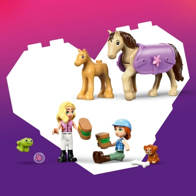 Remorca pentru cal si manz 42695 LEGO Friends