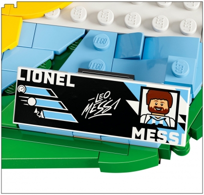 Lionel Messi – Momente importante din fotbal 43011 LEGO Editions