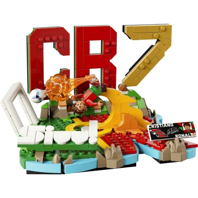Cristiano Ronaldo – Momente importante din fotbal 43012 LEGO Editions