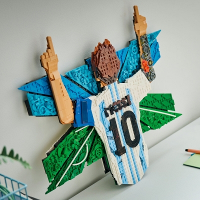 Lionel Messi – Sarbatorire 43018 LEGO Editions