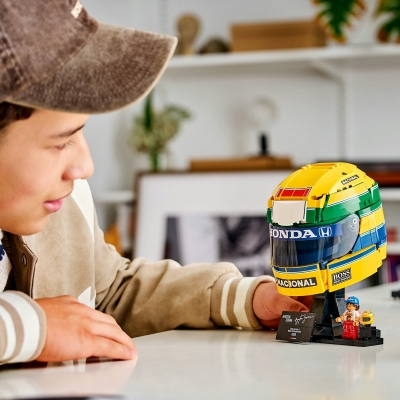 Casca lui Ayrton Senna 43024 LEGO Editions