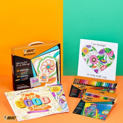 Set de colorat BIC Intensity, 24 creioane colorate, 24 markere de colorat, 2 carti de colorat