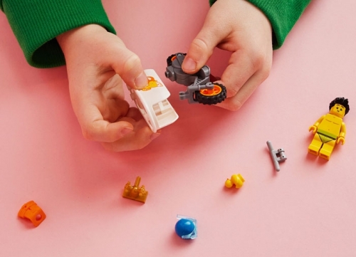 Motocicleta de cascadorii cu cada 60333 LEGO City