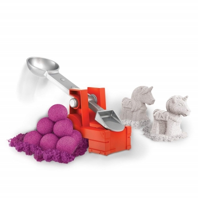 Set Nisip Kinetic Sand Castel cu nisip si forme Spin Master