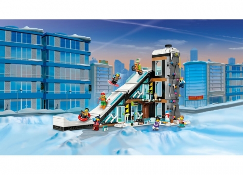 Centru de ski si escalada 60366 LEGO City