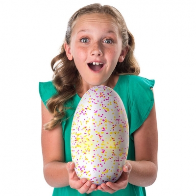 Figurine gemenii roz sau galbeni Hatchimals Spin Master