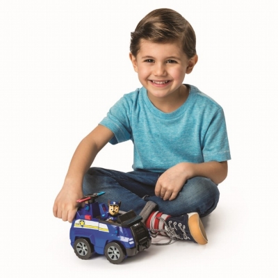 SET DE JOACA VEHICUL TRANSFORMABIL 2 IN 1 CHASE FLIP AND FLY PATRULA CATELUSILOR SPIN MASTER