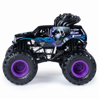 Set 2 machete Sonuva Digger si Monhawk Warrier Monster Jam Spin Master