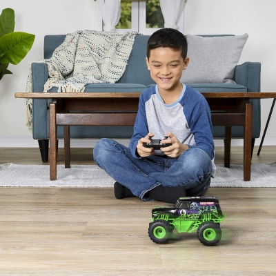 Masina de jucarie cu telecomanda RC Groparu, scaral 1:24, Monster Jam Spin Master