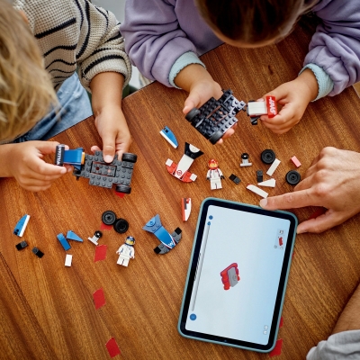 Masini de curse F1 Williams Racing si Haas F1 60464 LEGO City 