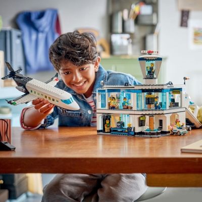 Aeroport cu avion 60502 LEGO City