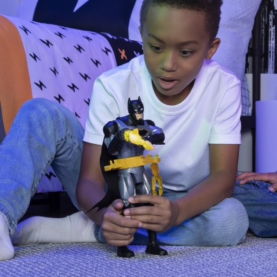 Figurina Batman Deluxe cu accesorii si fraze in limba engleza, 29 cm, Spin Master