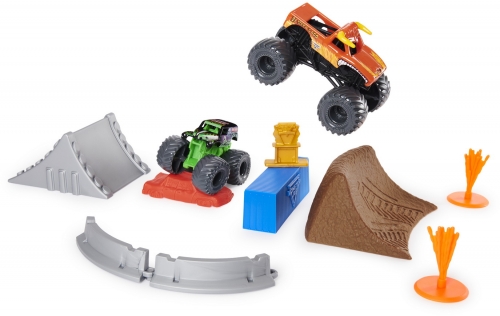 Set de joaca masina de jucarie El Toro Loco si Groparul Monster Jam Spin Master