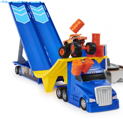 Masina de jucarie Camionul Convertibil set de joaca In arena Monster Jam Spin Master
