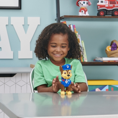 PATRULA CATELUSILOR FIGURINA INTERACTIVA CHASE SPIN MASTER