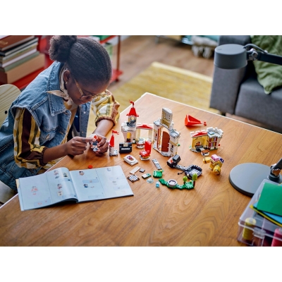 Batalia cu Roy la castelul lui Peach 71435 LEGO Super Mario