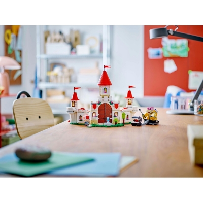 Batalia cu Roy la castelul lui Peach 71435 LEGO Super Mario