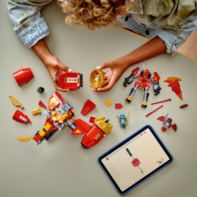 Vehiculul-robot zburator al lui Kai 71830 LEGO Ninjago