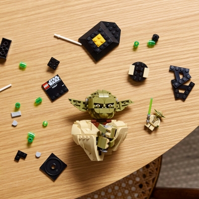 Bustul lui Yoda 75438 LEGO Star Wars