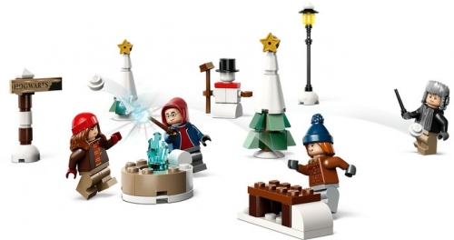 Calendar de Craciun LEGO Harry Potter 76418 LEGO Harry Potter
