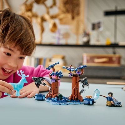 Padurea Interzisa: Expecto Patronum 76475 LEGO Harry Potter
