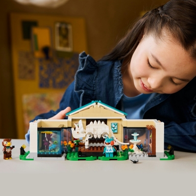 Colectia de muzeu a lui Blathers 77056 LEGO Animal Crossing