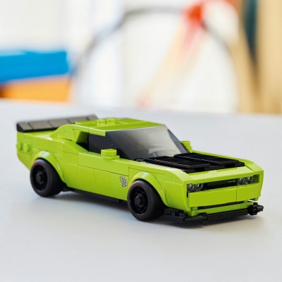 Masina sport Dodge Challenger SRT Hellcat 77237 LEGO Speed Champions