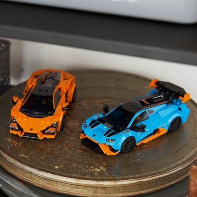 Lamborghini Revuelto si Huracan STO 77238 LEGO Speed Champions