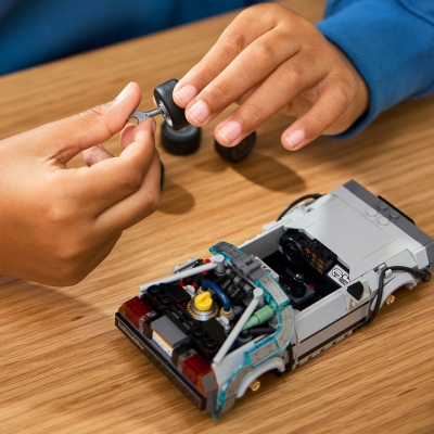 Masina timpului din inapoi in viitor 77256 LEGO Speed Champions